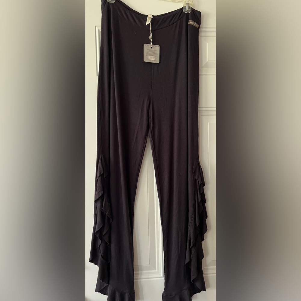 Adorable Black Matilda Jane Ruffle Pants